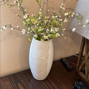 Flower vase